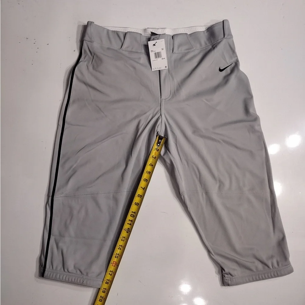 Nike Gray Athletic Bottoms size XXL brand new w tags